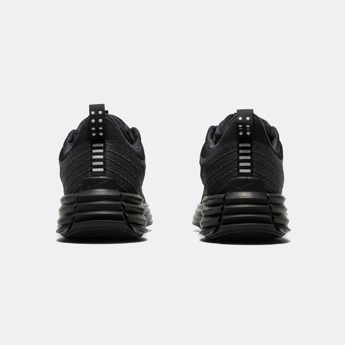 lunar roam dk smoke grey/black lunar roam dk smoke grey/black